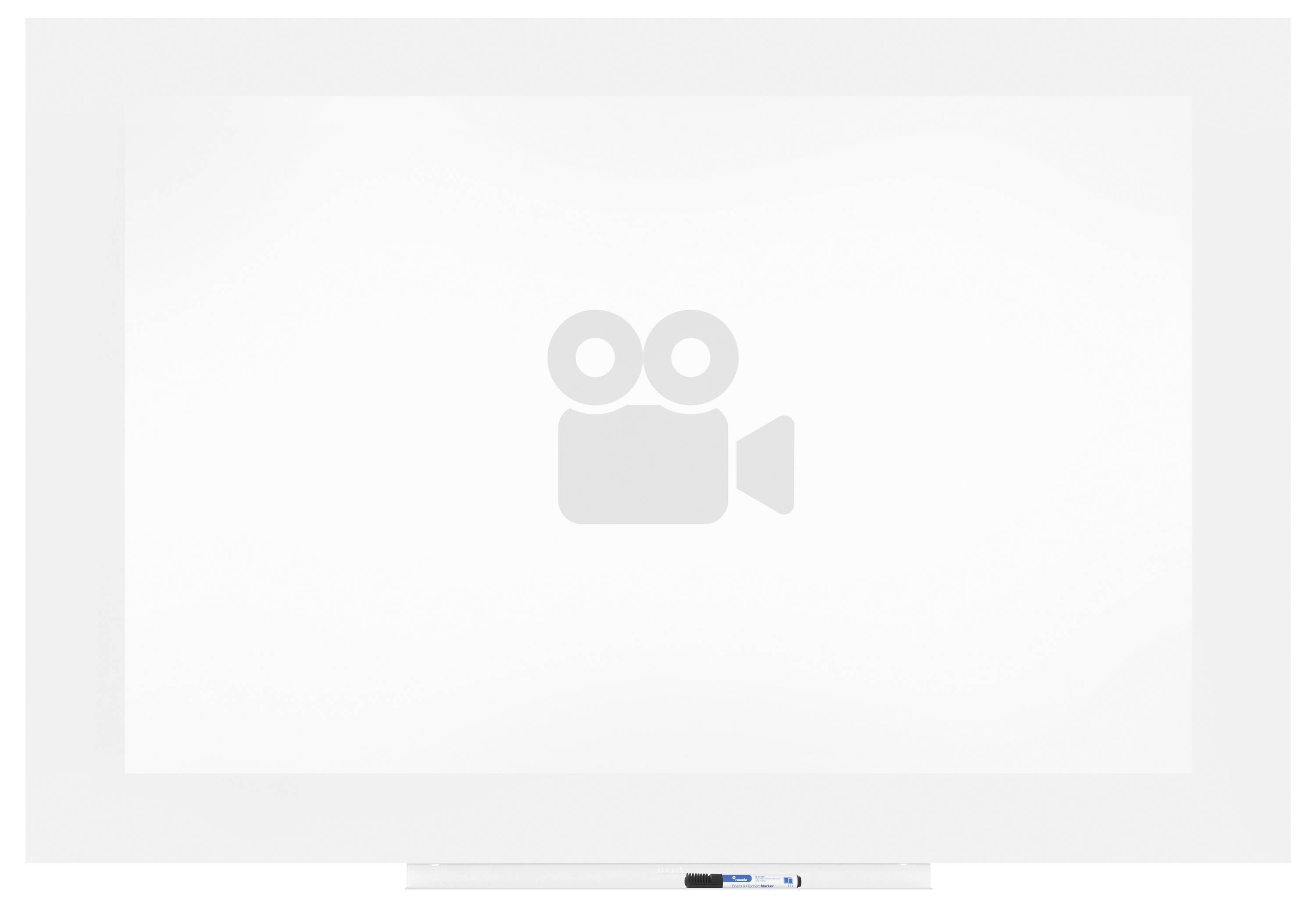 Une icône grise d'une caméra vidéo centrée sur un fond blanc, symbolisant du contenu vidéo ou une fonction de lecture vidéo.