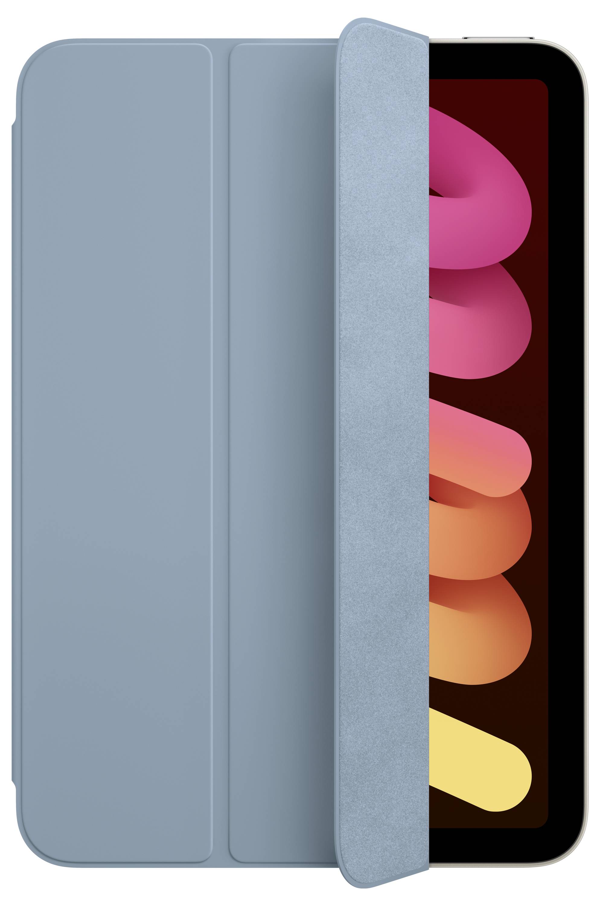 Tablette avec une couverture bleue légèrement ouverte, affichant un écran lumineux avec un dégradé abstrait rose et orange.