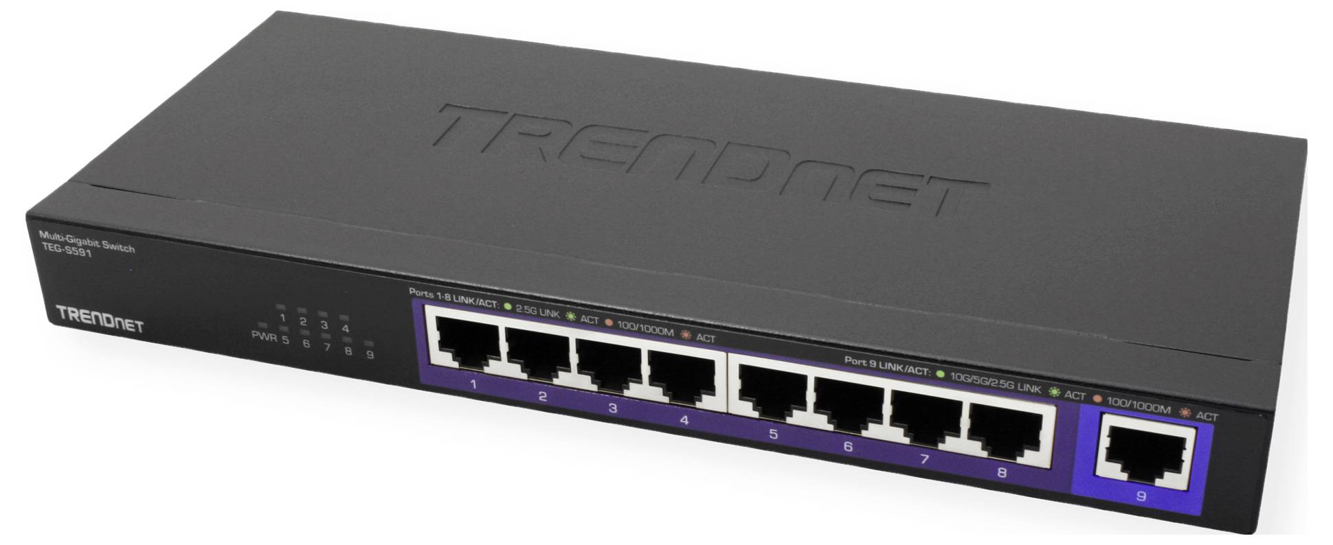 Un commutateur réseau noir avec dix ports Ethernet sur la façade. La marque 'TRENDnet' est visible en haut du boîtier.