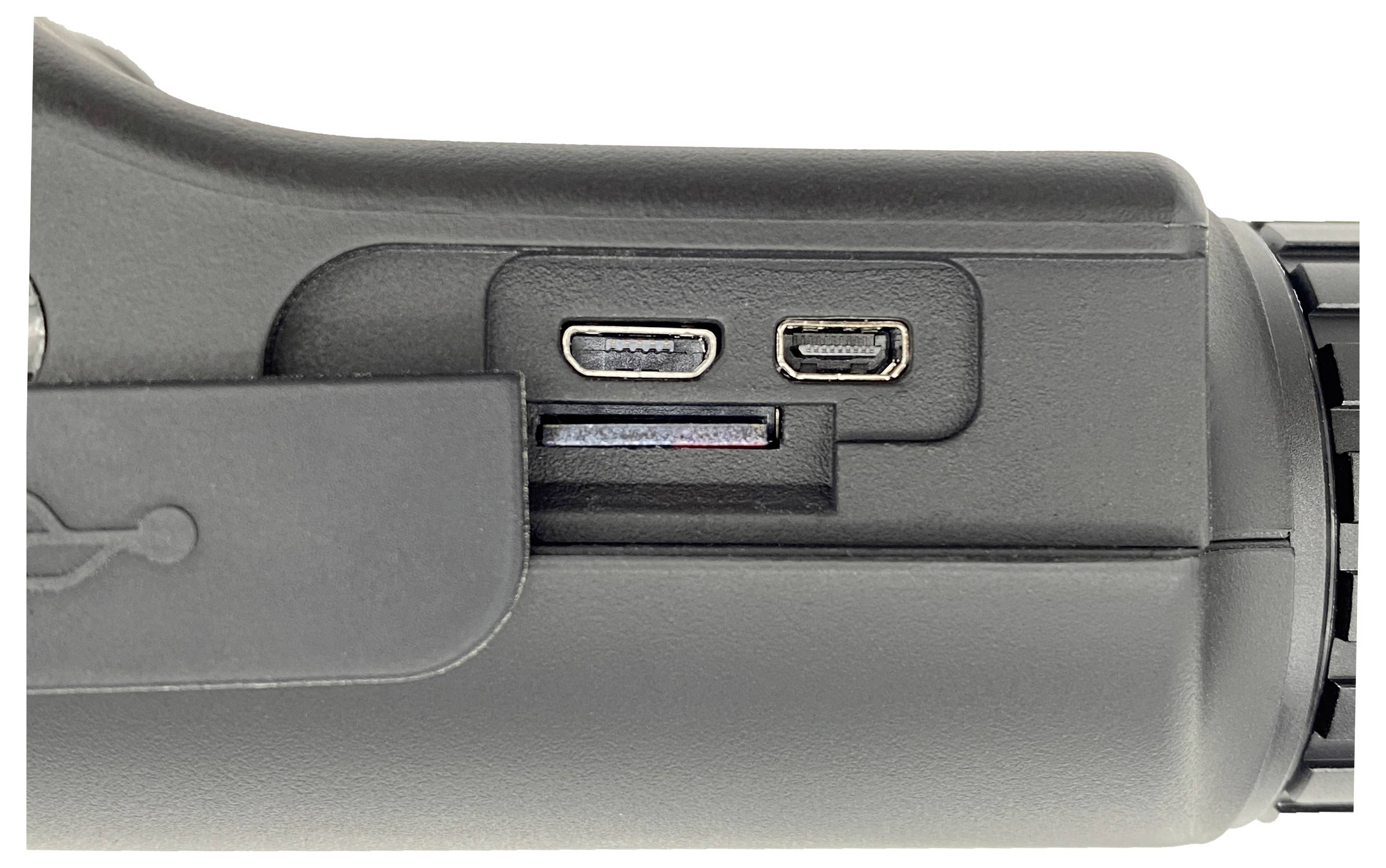 Un appareil avec des ports USB-C et Micro-USB, ainsi qu'un emplacement pour carte SD, vue de côté.