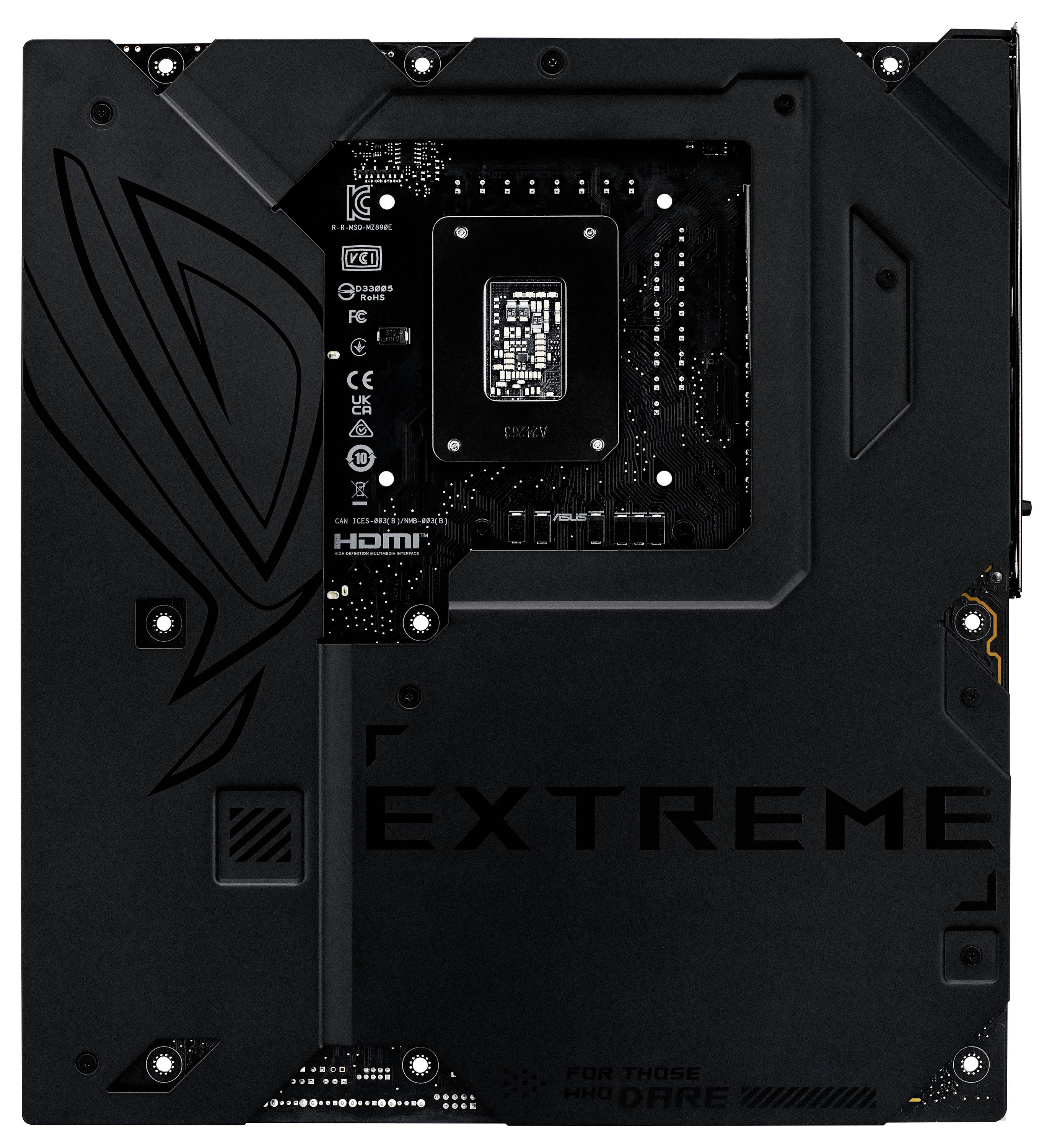 Carte mère avec face arrière au design élaboré et portant l'inscription EXTREME.