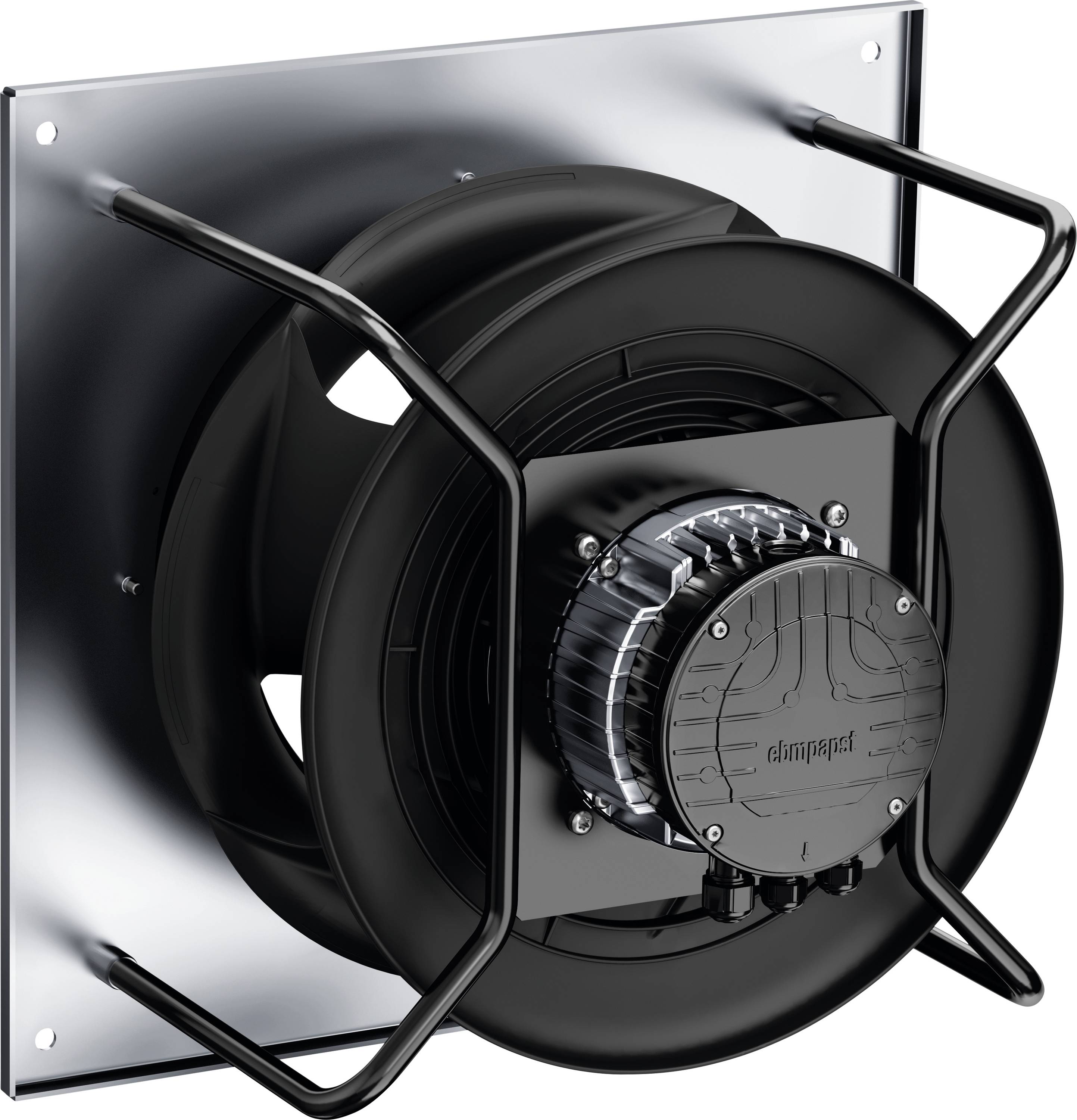 Un ventilateur noir monté sur une plaque métallique. Convient aux applications industrielles pour la circulation et le refroidissement de l'air.