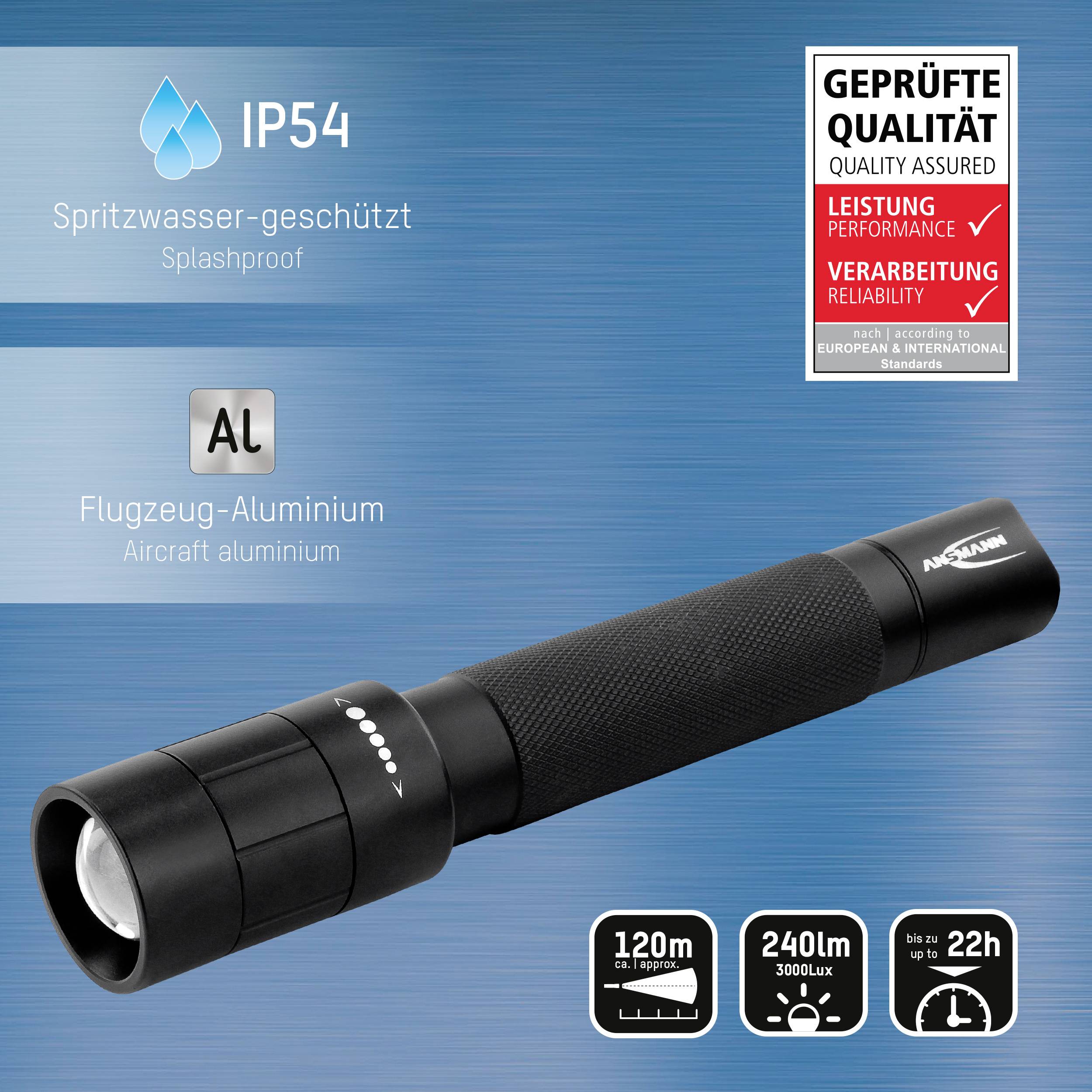 Lampe de poche en aluminium d'aviation, protégée contre les projections d'eau (IP54), lumineuse jusqu'à 240 lumens, testée pour ses performances et sa fiabilité.