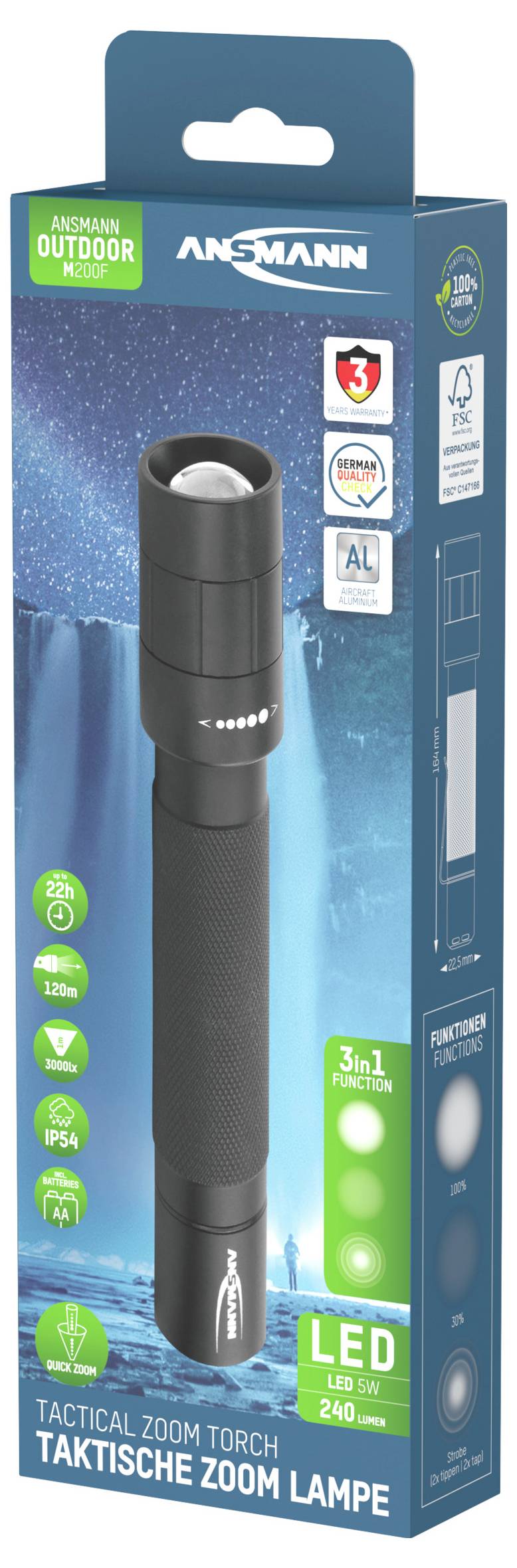 Emballage de lampe de poche 'Ansmann Outdoor', présentant une lampe tactique noire à LED avec zoom. Détails sur les performances lumineuses et l'efficacité énergétique.