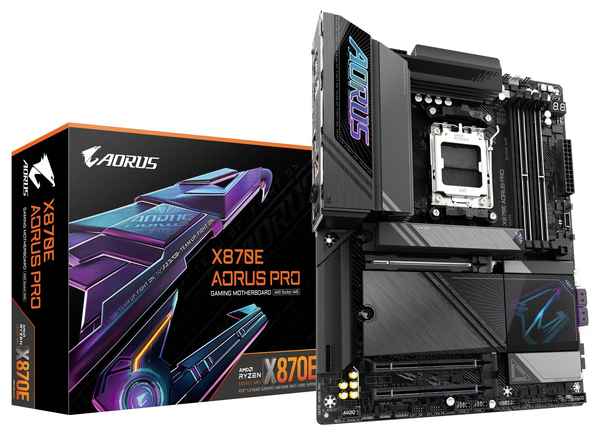 Carte mère AORUS X670E AORUS PRO illustrée, avec éclairage RGB mis en valeur et connecteurs. L'emballage présente l'image du produit et le logo.