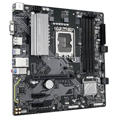 L'image montre une carte mère de Gigabyte avec plusieurs connecteurs et emplacements, adaptée à l'installation de composants informatiques.