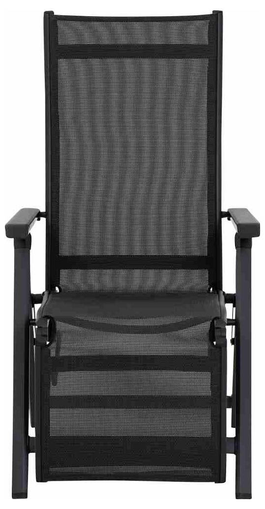 Une chaise de jardin noire avec dossier haut et accoudoirs, réalisée en matériau tissé résistant, adaptée à une utilisation en extérieur.