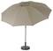 Un grand parasol rond beige avec support, ouvert et installé, offre de l'ombre et une protection contre le soleil.