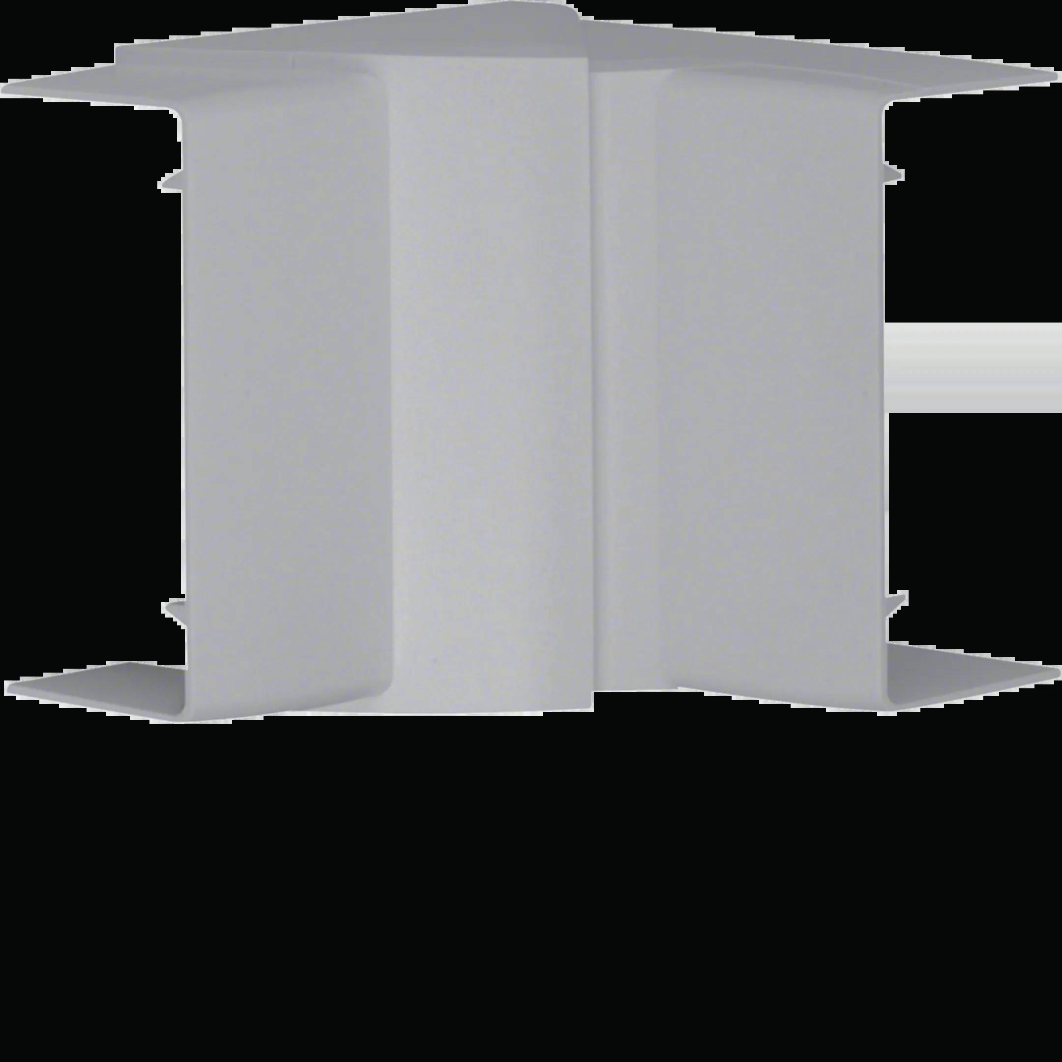Structure blanche tridimensionnelle composée de plusieurs surfaces rectangulaires verticales, réparties uniformément autour d'un axe central.
