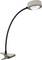 Lampe à pince avec col flexible en noir, tête de lampe argentée et base à clip. Adaptée pour un éclairage ponctuel sur les bureaux.