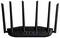 Un routeur Wi-Fi noir avec six antennes, quatre ports Ethernet et un port Internet bleu à l'arrière.