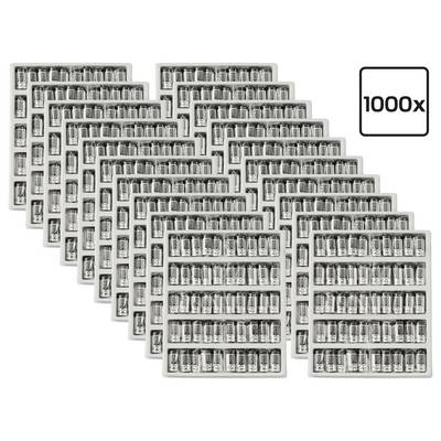 Piles de petites piles empilées en rangées, avec une étiquette indiquant « 1000x » pour indiquer la quantité.
