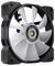 Ventilateur d'ordinateur noir de COUGAR avec le centre illuminé, neuf pales blanches ; le nom de la marque visible sur le côté.