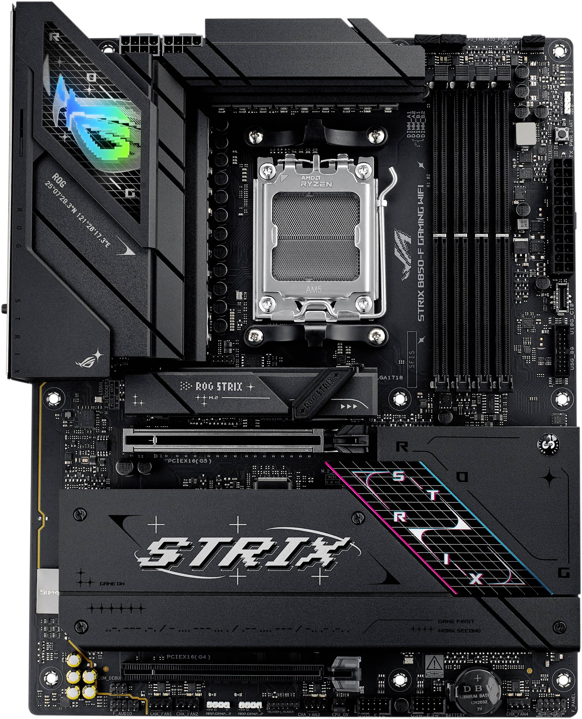 Une carte mère avec un socket CPU ouvert et plusieurs emplacements d'extension. Logo de marque 'STRIX' visible avec rétroéclairage.