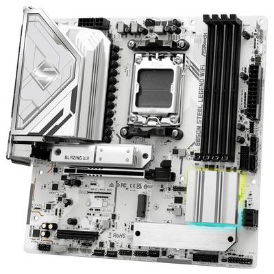 Une carte mère ASRock B650M Steel Legend WiFi avec des détails visibles tels que des emplacements PCIe, des emplacements RAM et un dissipateur thermique.