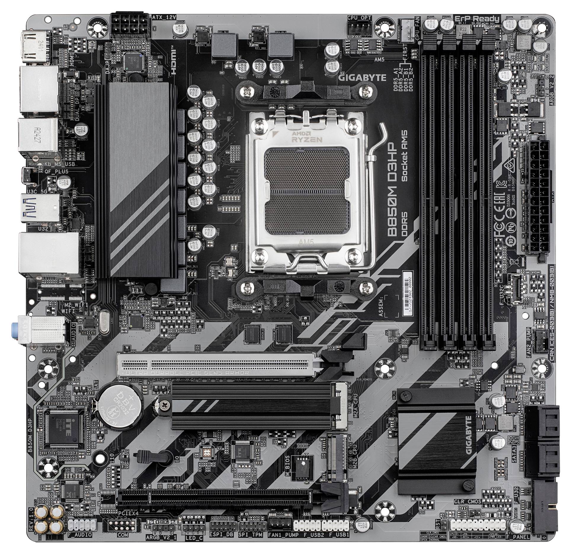 Une carte mère d'ordinateur avec plusieurs emplacements PCIe, des supports de RAM et un socket pour processeur. Le nom du fabricant est visible en haut à gauche.