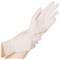 Deux mains enfilent des gants jetables blancs, symbolisant l'hygiène et la protection.