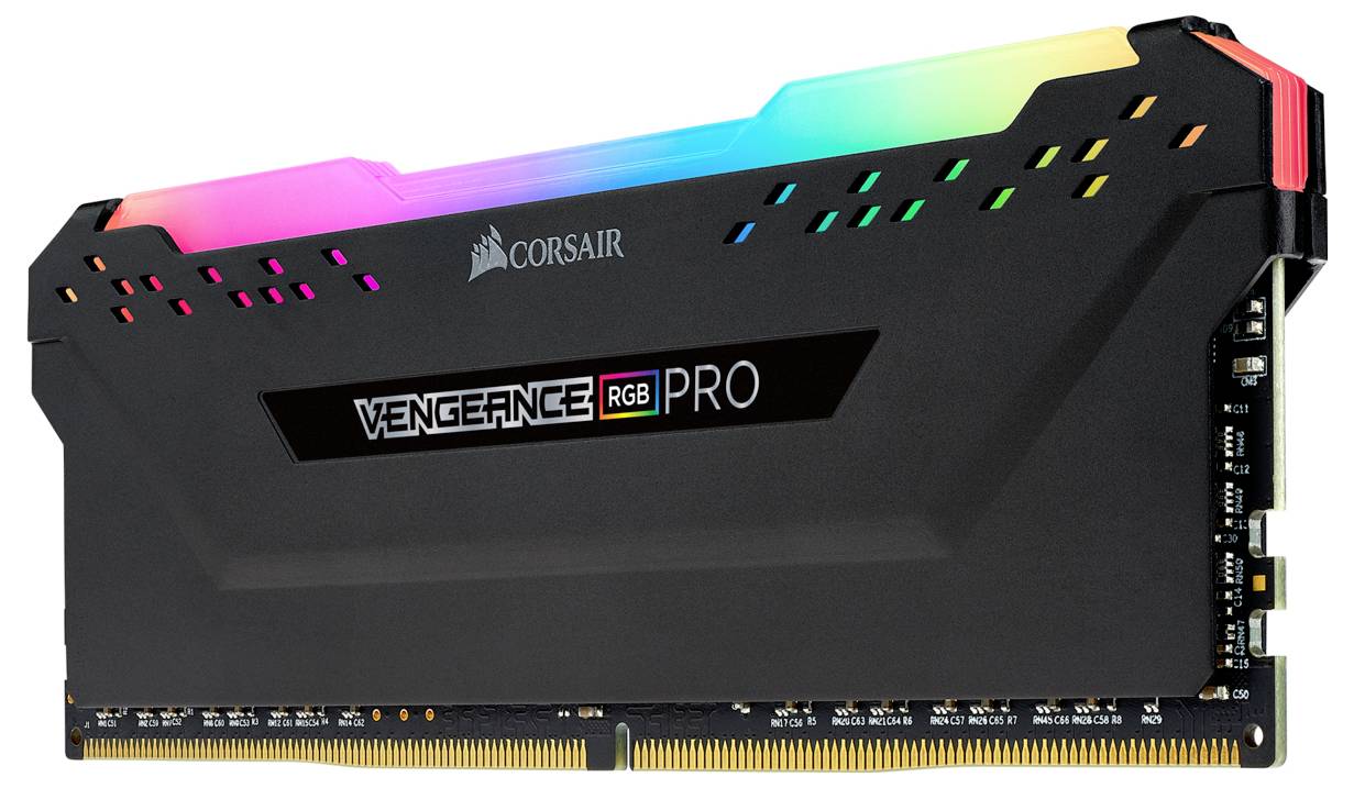 Un barreau de RAM noir de Corsair avec éclairage RVB, modèle 'Vengeance RGB Pro'. Conçu pour des ordinateurs performants.