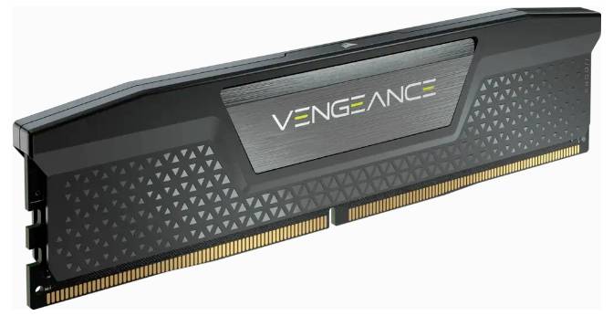 Une barrette de RAM noire de la marque 'Vengeance' avec des contacts dorés et un motif triangulaire sur la surface.