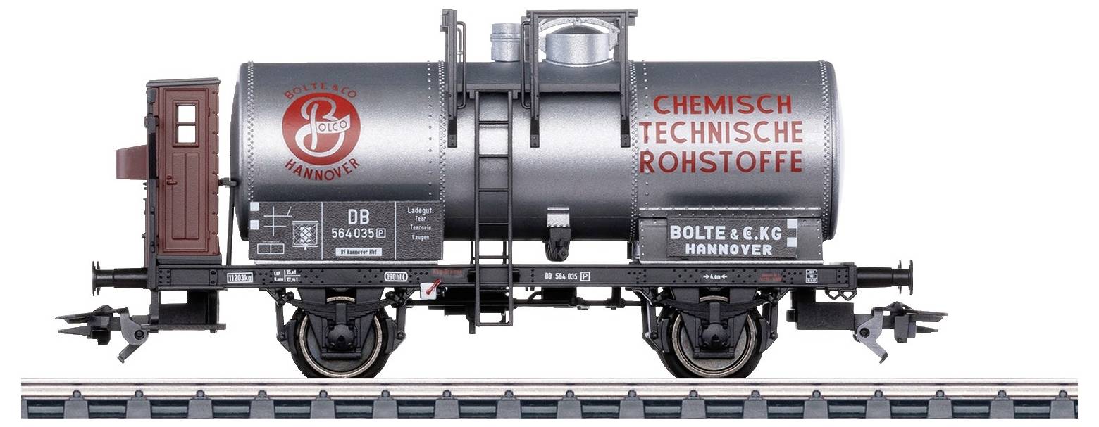 Un wagon-citerne argenté de la DB portant l'inscription 'Ressources chimiques et techniques', Hanovre.