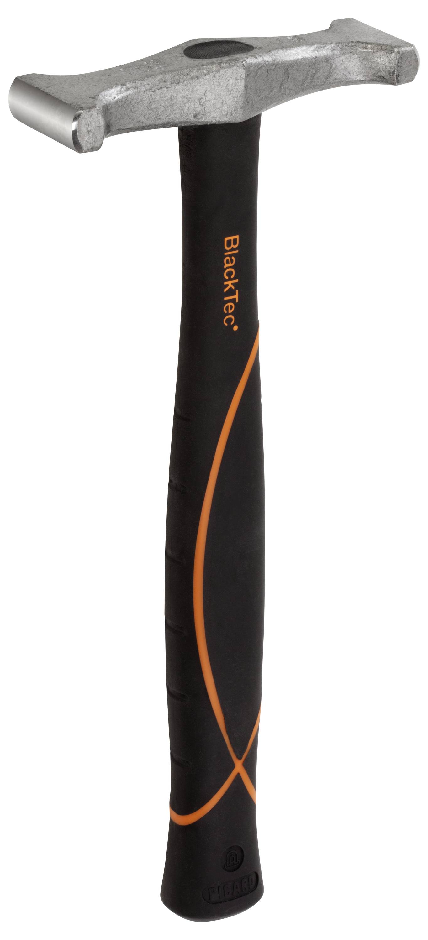 Un marteau avec une poignée noire et des accents orange. La tête est argentée. Adapté pour enfoncer des clous. La marque 'BlackTec' est visible.