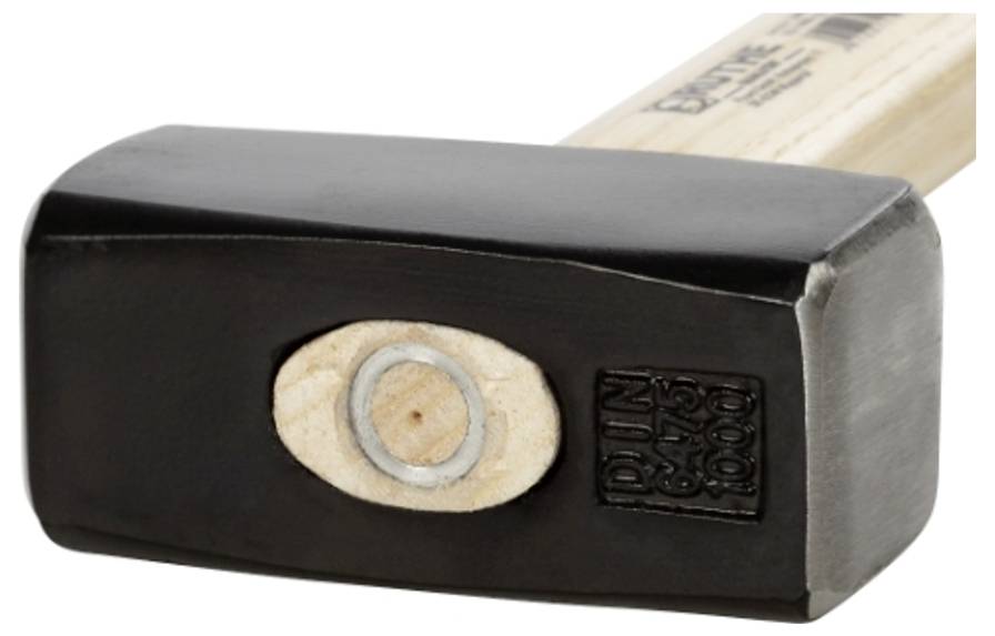 Un marteau à tête métallique et manche en bois, portant la gravure 'DIN 1041', témoigne d'une construction solide pour des travaux intensifs.