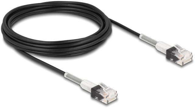 Un câble Ethernet noir avec connecteurs RJ45 aux deux extrémités, adapté aux connexions réseau et aux branchements informatiques.