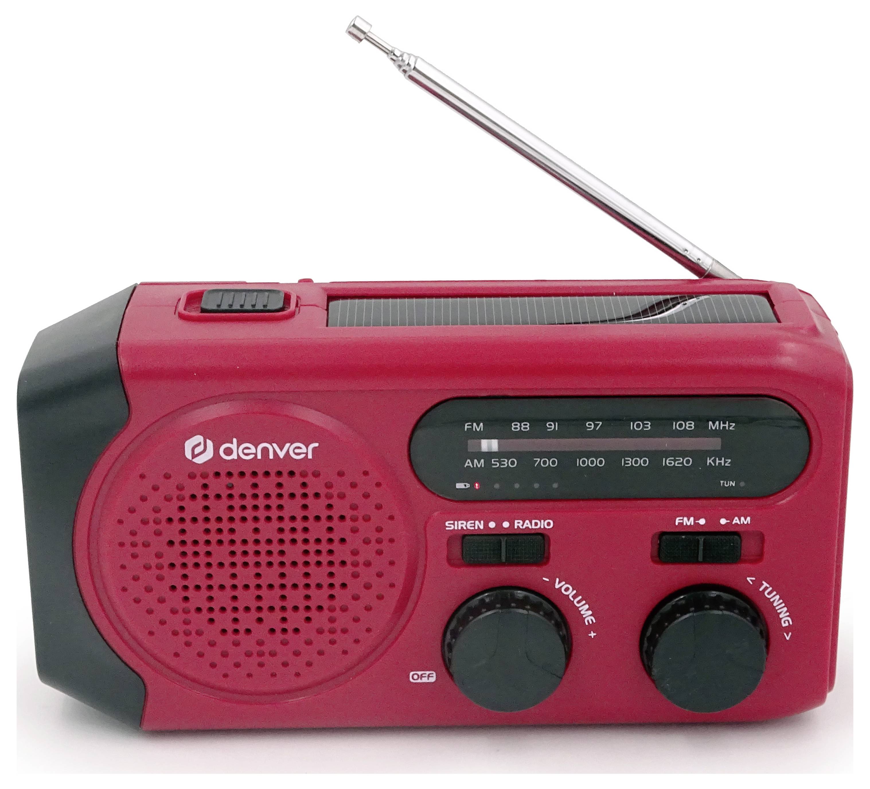 Un poste de radio portable rouge avec antenne télescopique. Il dispose des bandes FM/AM, d'un réglage de volume et d'un bouton de recherche de stations. Le nom de la marque est inscrit sur la façade.