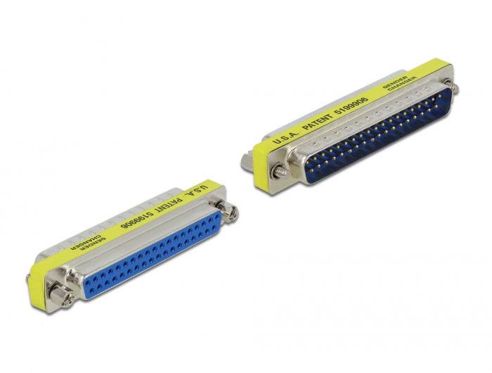 Deux fiches DB25 parallèles, l'une avec 25 broches et l'autre avec 25 ports. Les deux sont adaptés pour connecter des appareils.