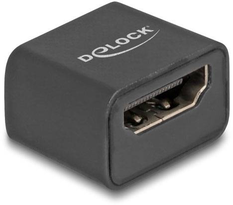 Un adaptateur DisplayPort noir portant l'inscription 'DeLOCK' sur sa face supérieure.