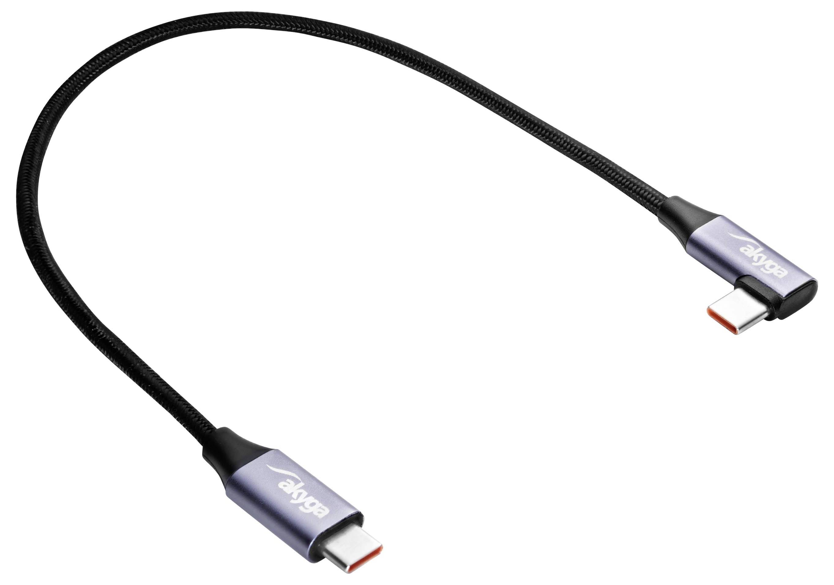 Un câble USB-C vers USB-C noir tressé avec des connecteurs argentés sur lesquels est inscrit « elyse ».