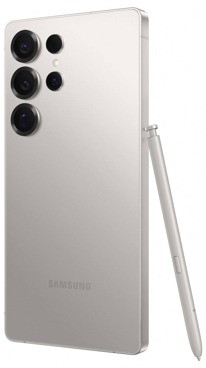 Un smartphone moderne en argent avec quatre objectifs de caméra à l'arrière, à côté duquel repose un stylet assorti.