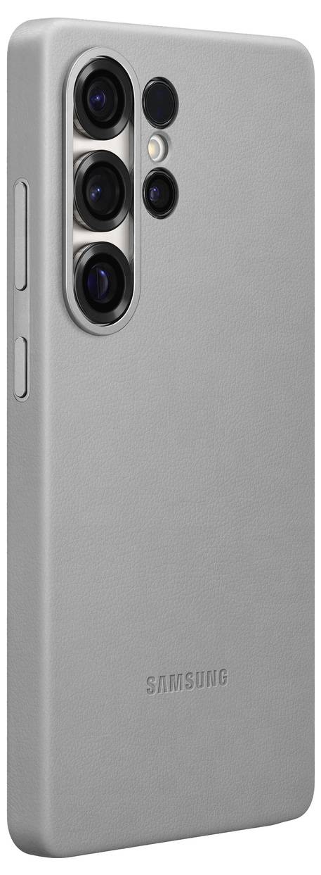 Coque de smartphone grise avec des découpes pour les caméras et l'inscription 'Samsung' en bas. Vue arrière, focus sur les découpes de l'objectif.