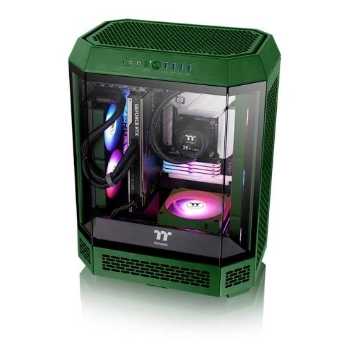 Un ordinateur de jeu avec un boîtier transparent, montrant un éclairage RGB coloré et des composants matériels puissants.