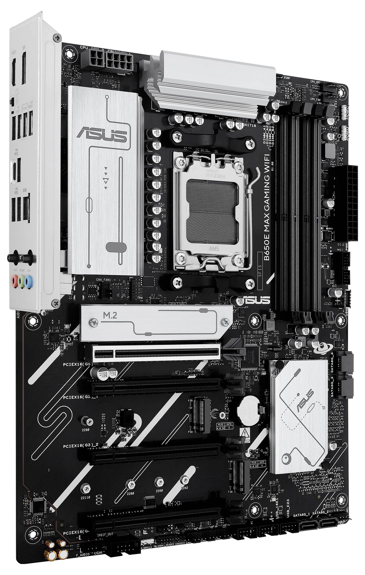 Une carte mère noire avec de nombreux ports et emplacements, comprenant un socket CPU, des emplacements RAM et différentes interfaces.