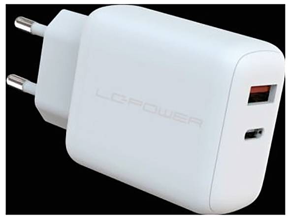 Chargeur secteur blanc avec deux ports USB. Inscription 'LCPOWER' sur le côté. Fiche européenne identifiable.