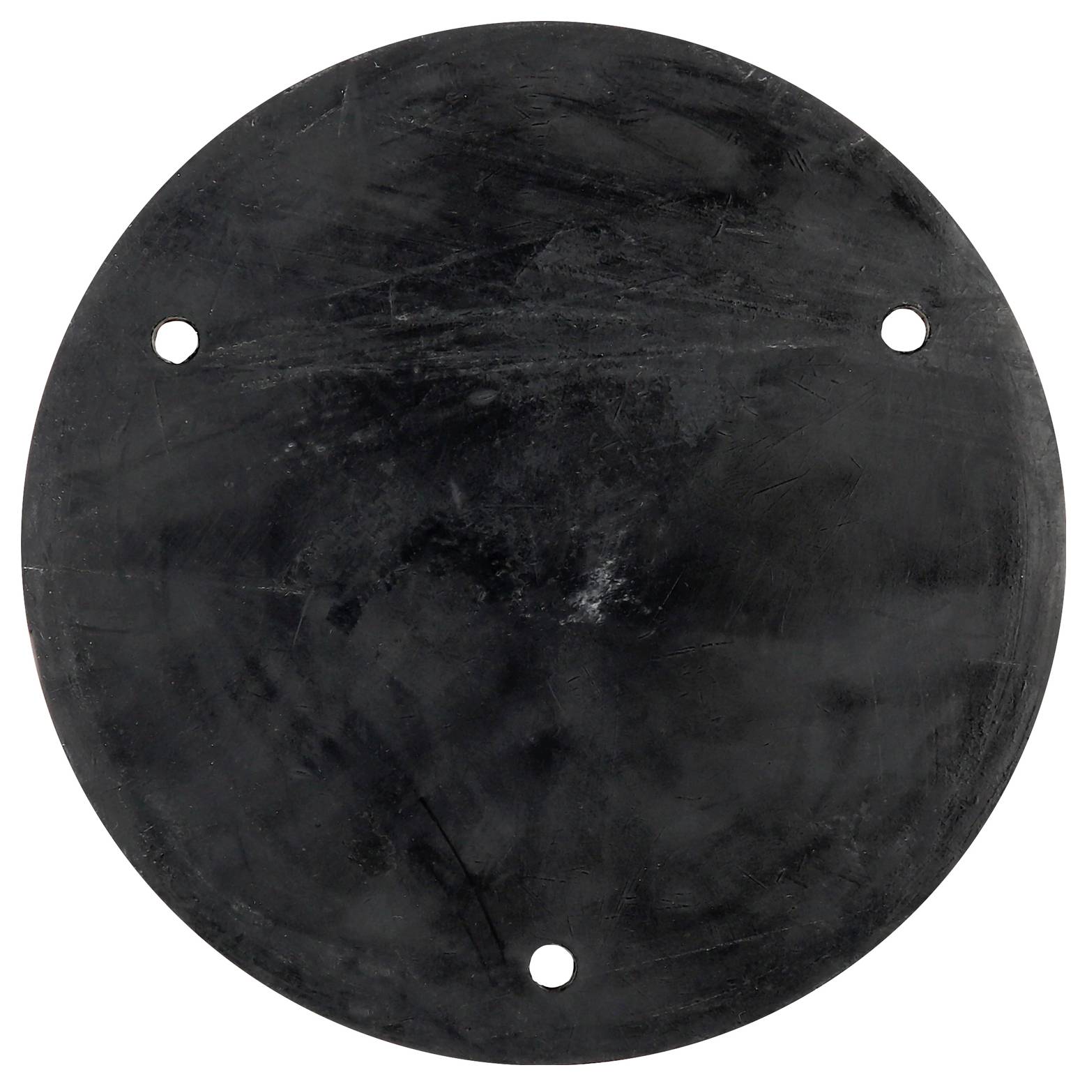 Une plaque ronde en caoutchouc noir avec trois trous de perçage symétriquement disposés sur le bord. Elle est plate et a une surface lisse.