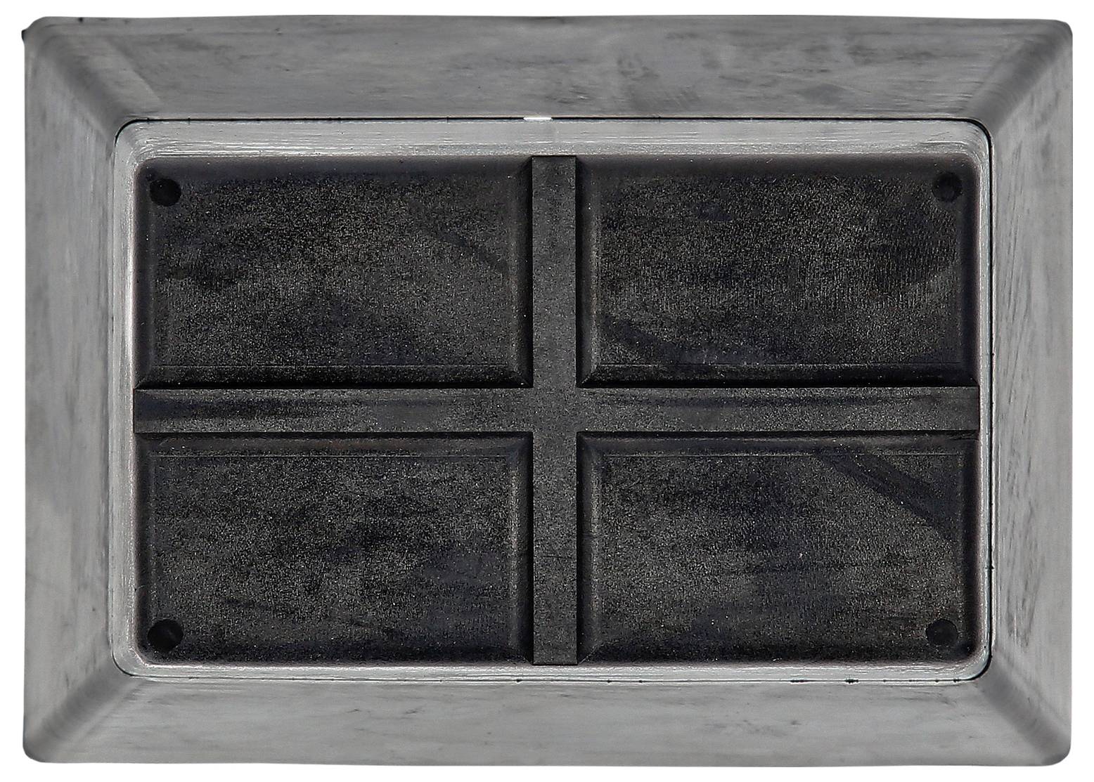 Bloc métallique rectangulaire muni de garnitures en caoutchouc disposées en motif de croix.