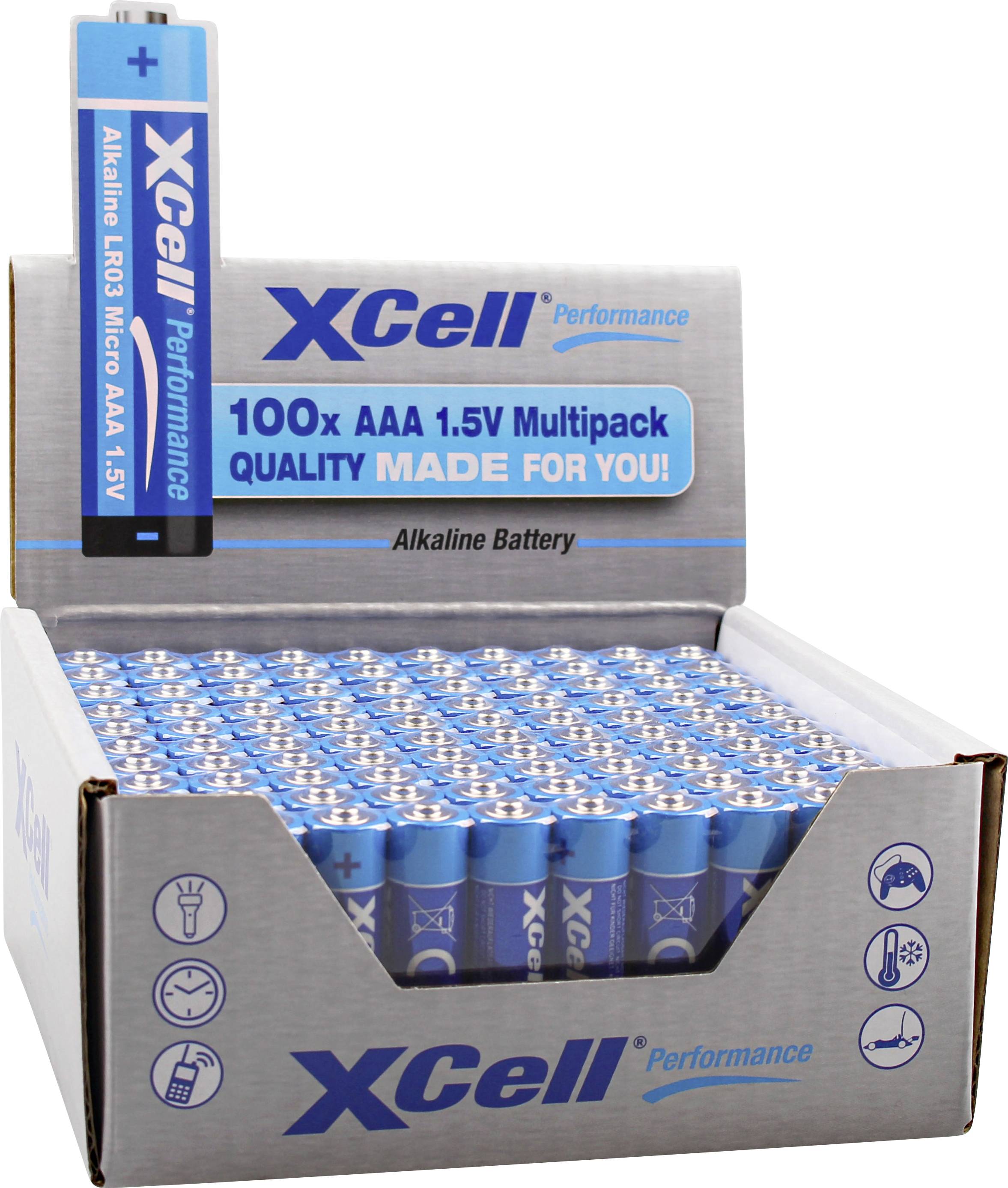 Lot de 100 piles alcalines AAA de la marque XCell Performance en bleu avec impression blanche. L'emballage présente des symboles de batterie.