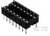 Un support de circuit intégré noir à 16 broches, adapté aux composants électroniques, est posé sur un fond blanc.