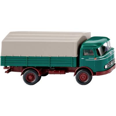 Un camion-modèle avec une cabine verte, une bâche beige et des roues rouges. Le camion est représenté de côté et conçu avec un grand souci de détails.