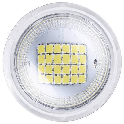 Gros plan d'une lampe LED ronde à surface réfléchissante, avec seize puces jaunes luminescentes au centre.