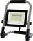 Un projecteur LED portable avec un cadre métallique et un corps lumineux rectangulaire. Idéal pour les chantiers ou les utilisations en extérieur.