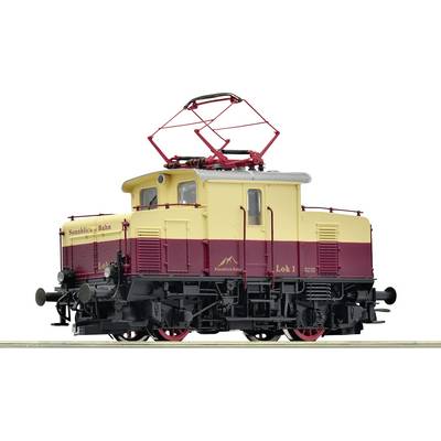 Petite locomotive modèle, peinte en rouge et jaune avec l'inscription 'Simmentalbahn'. Elle possède un pantographe sur le toit.