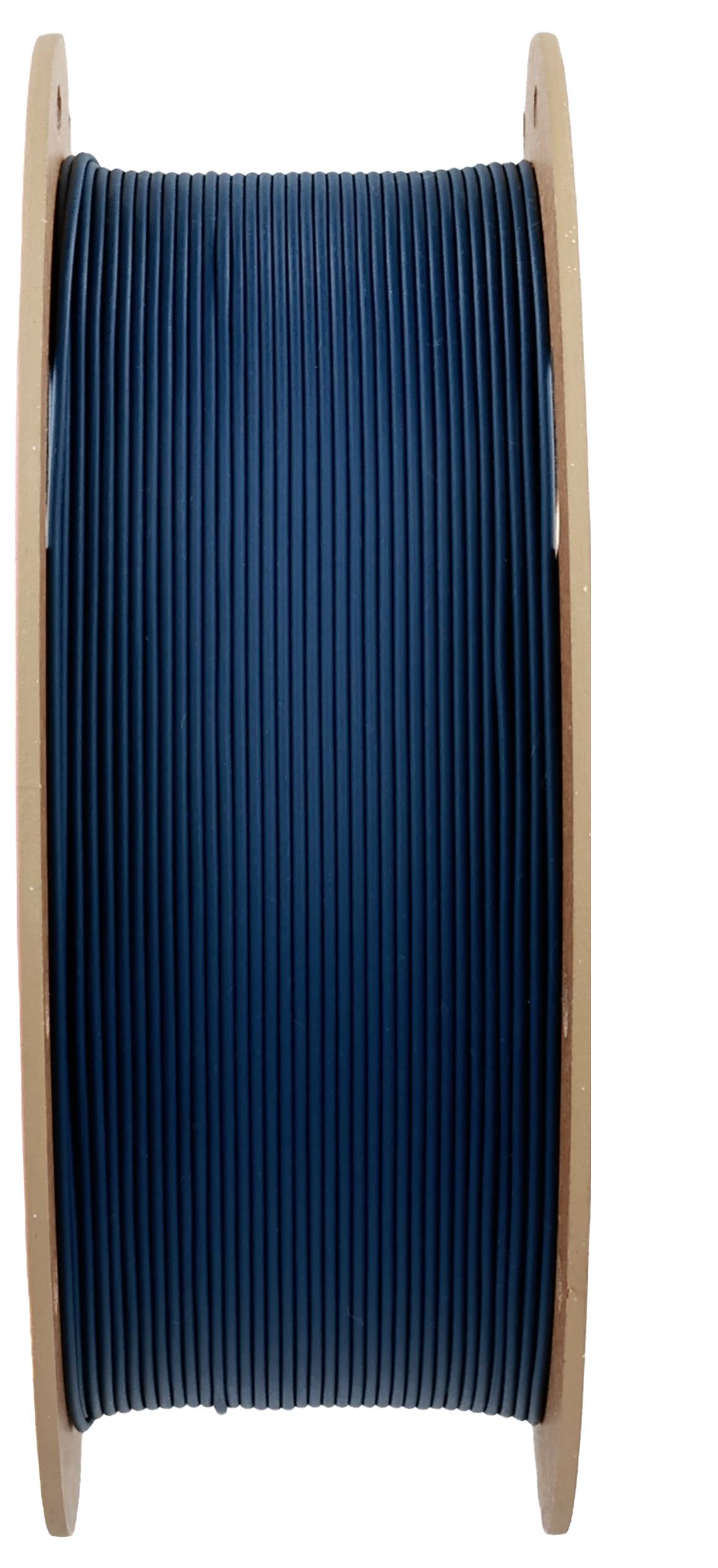 Une bobine bleue de filament pour imprimante 3D, maintenue verticalement entre deux planches de bois.
