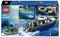 Coffret Lego City avec bateau de patrouille et canot pneumatique, figurines de deux ouvriers du bâtiment et d'un requin.
