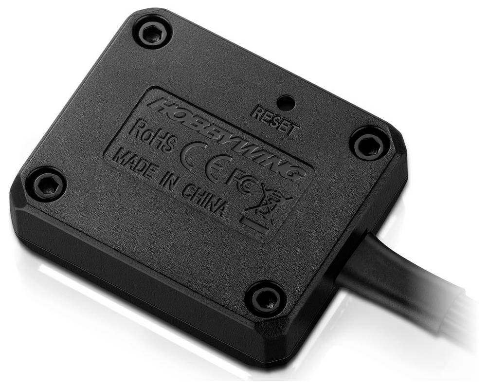 Boîte de module Hobbywing noir avec bouton de réinitialisation, portant les marquages RoHS et Made in China, avec connecteur de câble raccordé.