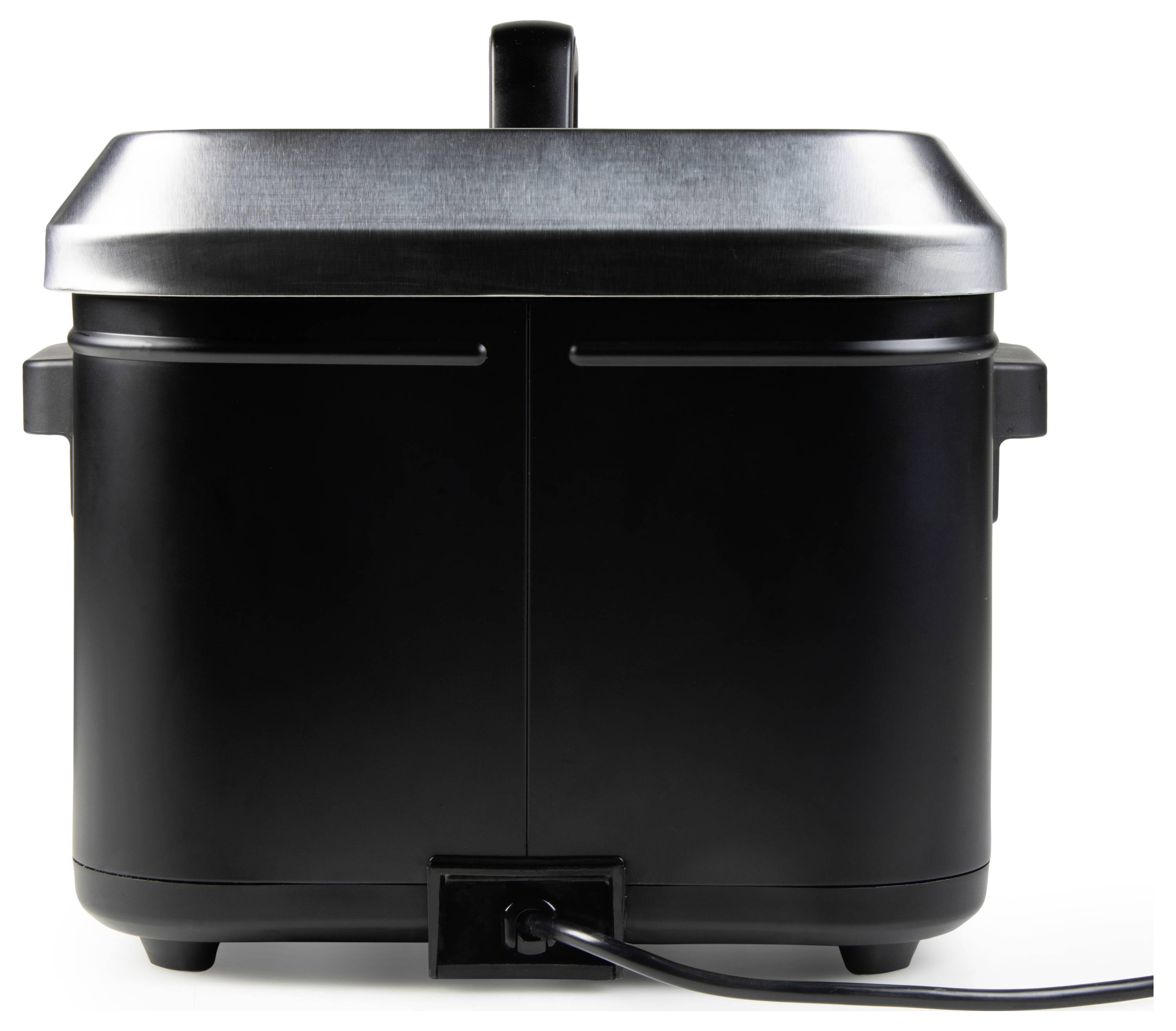 Une friteuse noire avec un couvercle amovible et un câble électrique sur un fond blanc.