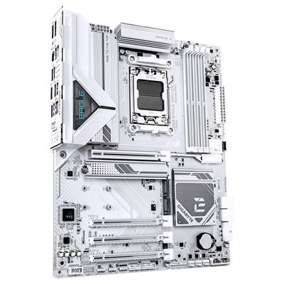 Image technique d'une carte mère blanche avec plusieurs emplacements et connecteurs, adaptée à l'installation de composants informatiques.
