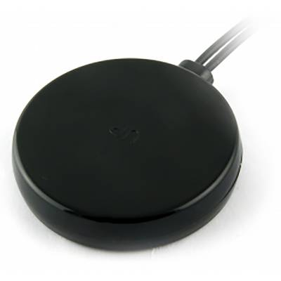Chargeur sans fil noir, rond, avec un câble branché, sur fond blanc.